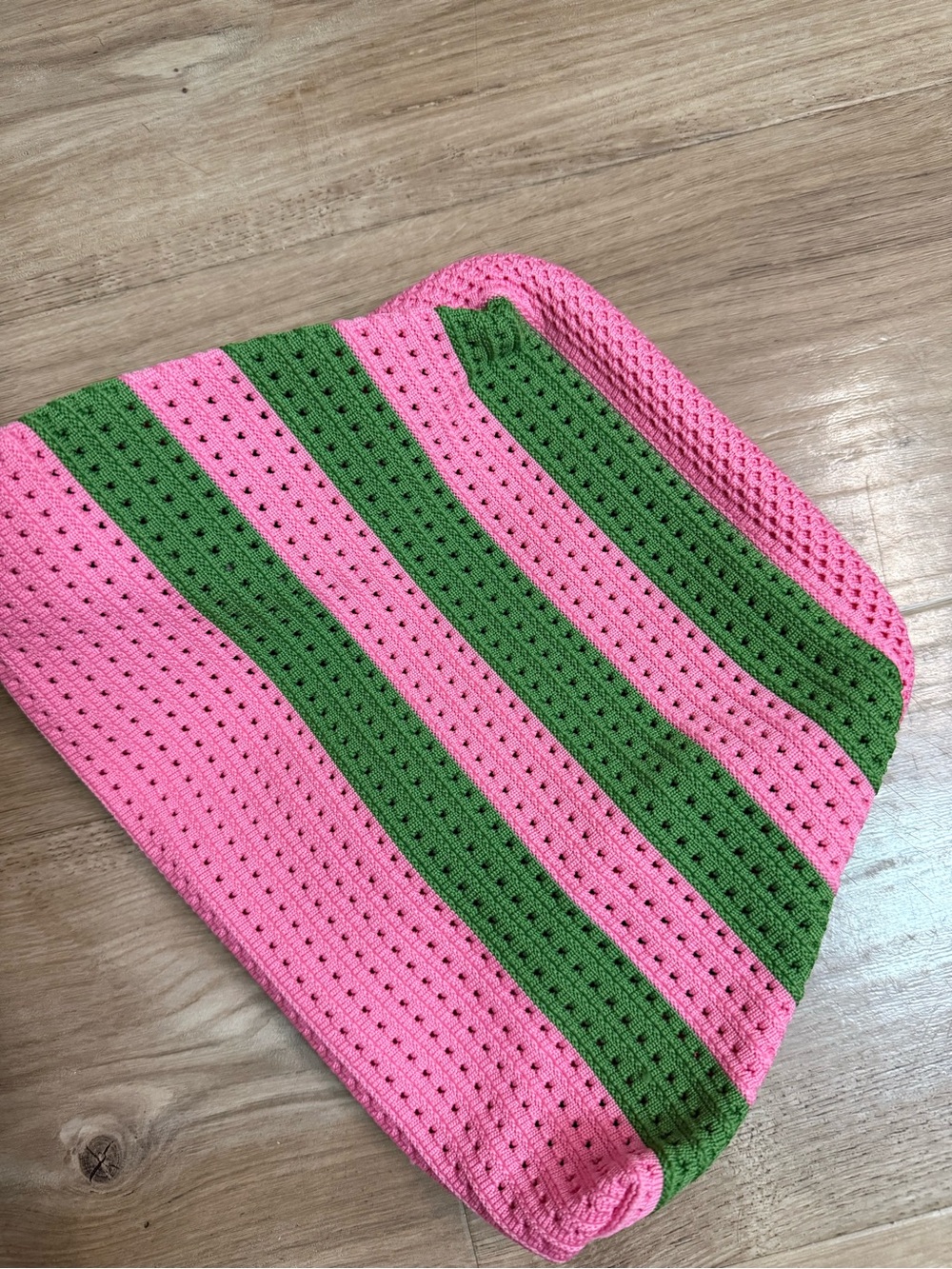 Brand new pink and green knit purse.